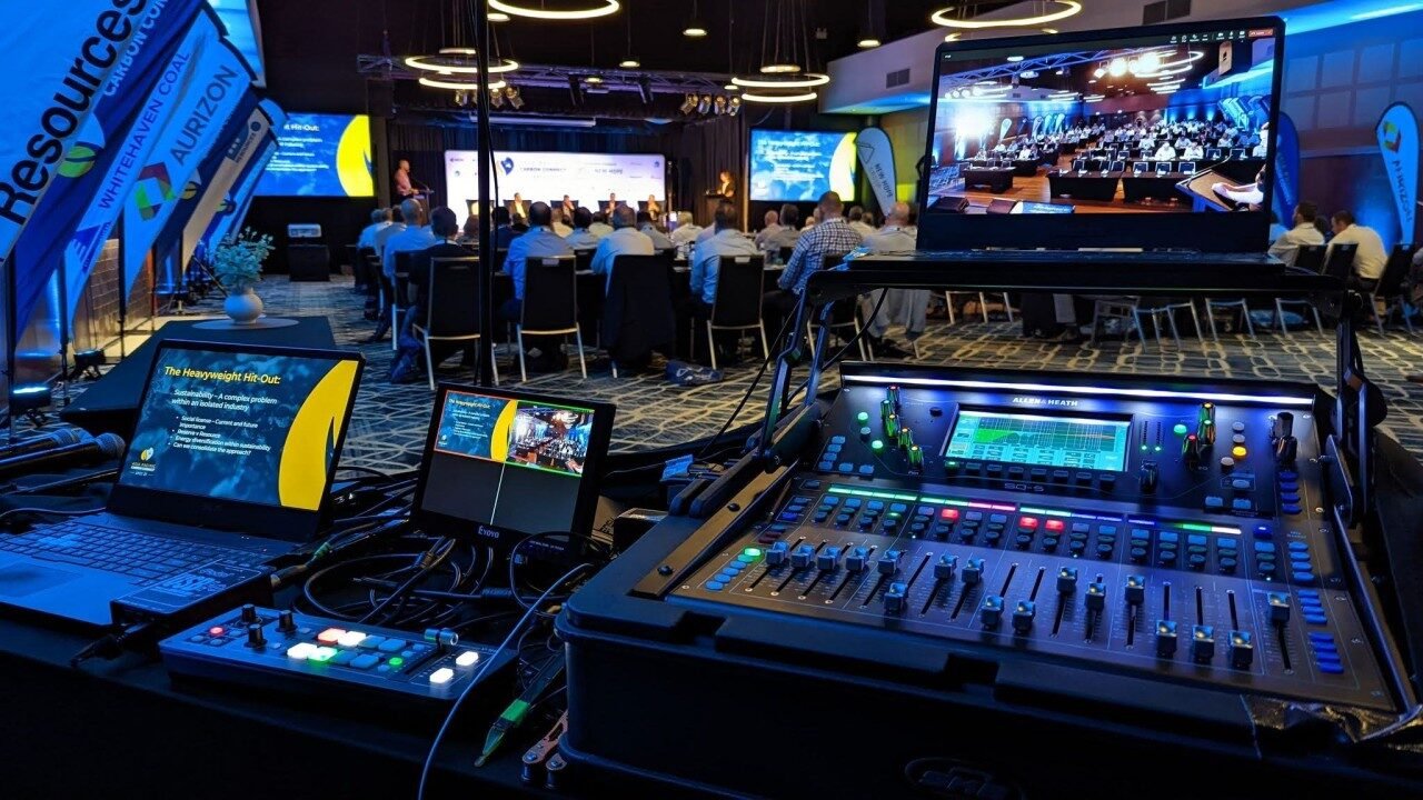 Read more about the article How to Choose the Right AV Setup for Your Event (Sound, Lighting & LED Walls)